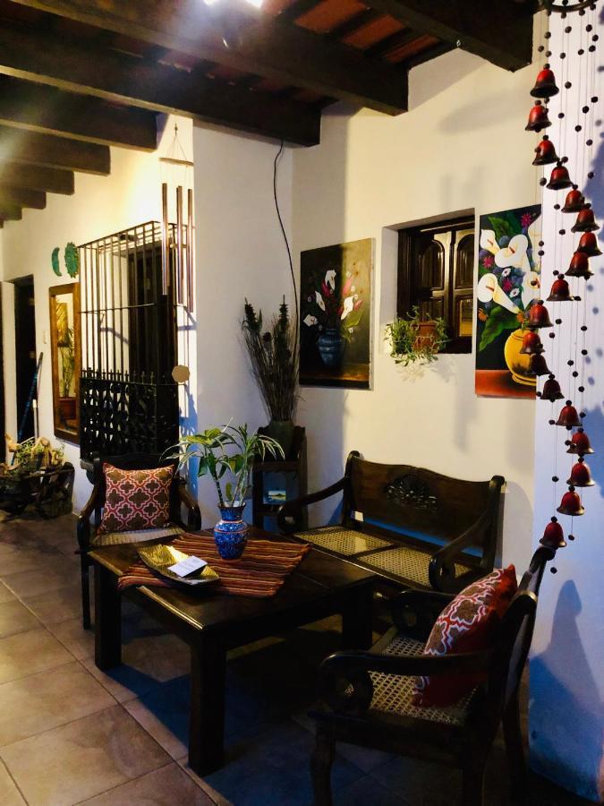מלון אנטיגואה גואטמלה La Casa De Don Moncho מראה חיצוני תמונה