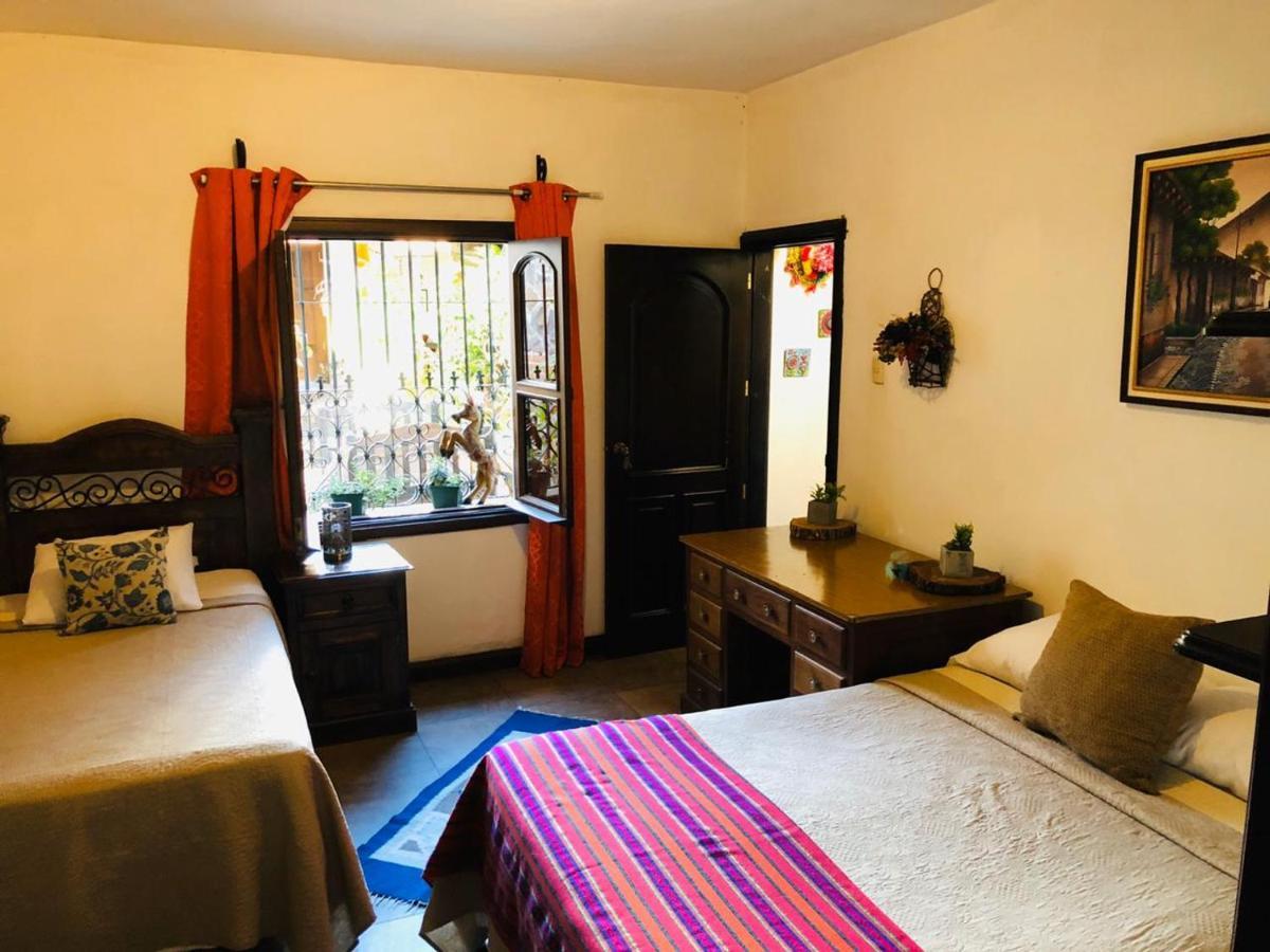 מלון אנטיגואה גואטמלה La Casa De Don Moncho מראה חיצוני תמונה