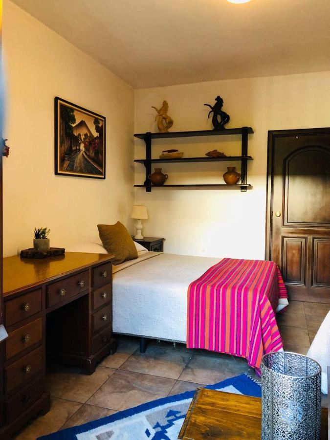 מלון אנטיגואה גואטמלה La Casa De Don Moncho מראה חיצוני תמונה